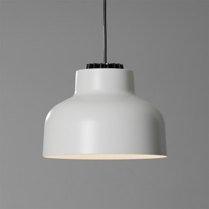 Lámpara suspensión M64 1964 de Santa & Cole. Lámparas de diseño moderno.