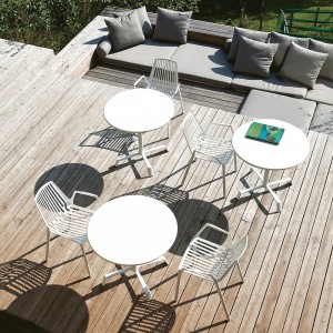 Sillón Rion de Fast. Sillones cómodos y elegantes perfecto para espacios exteriores de Fast.