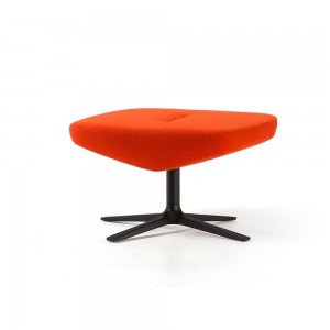 Trifidae ottoman de Prostoria. Pouf diseño.