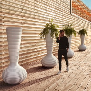 Maceta de Diseño Bloom Con o Sin Autorriego | Lluesma