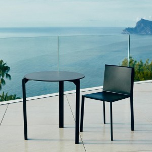 Mesa Quartz redonda HPL y Resina con Doble Pared Diseñada por Vondom