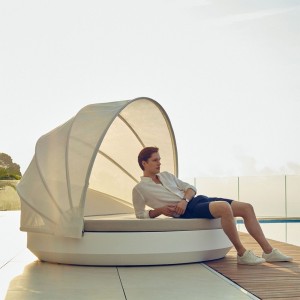 Cama Vela Daybed Basic redonda reclinable con parasol plegable