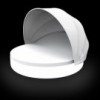 Cama abatible con parasol modelo Ulm Daybed de Vondom color blanco para exterior