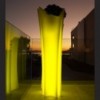 Macetero Light Alma con Autorriego y Luz LED en el Interior | Vondom
