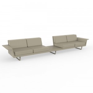 Sofá 4 plazas + Mesa Delta Diseñado por Vondom para Espacios Abiertos