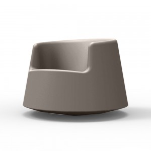 Sillón bajo Roulette Fabricado en Resina con Acabado Mate o Lacado