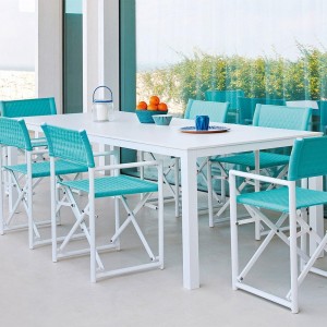 Mesa Victor rectangular de Varaschin.  Muebles de exterior.