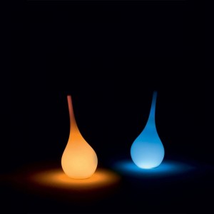 Macetero Ampoule Luz con Luz para exterior de Myyour. Complementos originales.