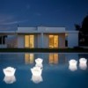 Lámpara Baby love waterproof de Myyour. Iluminación moderna para piscinas.