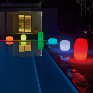 Taburete Pandora Luz Myyour. Taburete bajo moderno para ambientes contract.