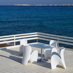 Silla Lily de Myyour. Silla de diseño original para interior o exterior.