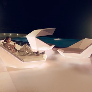 Cama Daybed Faz con Luz Led Incluida y Tela Náutica Resistente al Sol