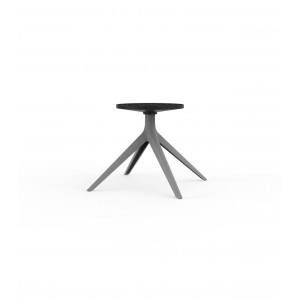 Mesa auxiliar Mari-Sol pie Ø80 de Vondom. Muebles y complementos de exterior.