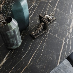Mesa Skorpio Keramik de Cattelan Italia. Mesa de cerámica. Mesas de comedor.