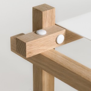 Estantería Woody Low de HAY para habitaciones infantiles.