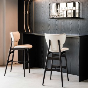 Taburete Dumbo de Cattelan Italia. Taburetes modernos de diseño italiano. 