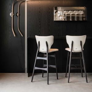 Taburete Dumbo de Cattelan Italia. Taburetes modernos de diseño italiano. 
