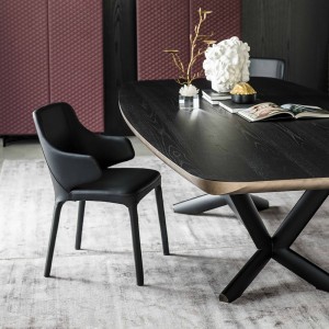 Silla Wanda de Cattelan Italia. Silla de acero tapizada. Sillas modernas.