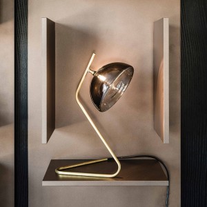 Lámpara sobremesa Sunset de Cattelan Italia. Lámpara de latón. Lámparas modernas.