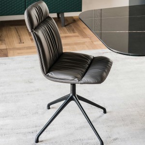 Silla Kelly de Cattelan Italia. Silla multifuncional. Sillas giratorias.