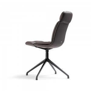 Silla Kelly de Cattelan Italia. Silla multifuncional. Sillas giratorias.