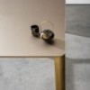 Mesa Kodo cuadrada de Sovet. Mesas de comedor modernas con sobre de cristal.