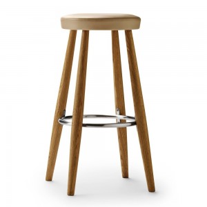 Taburete Barstool de Carl Hansen and Son. Taburetes de madera moderno.