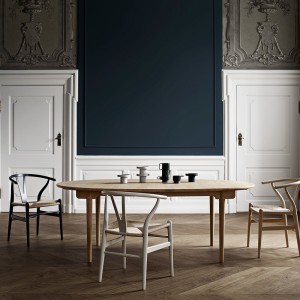 Mesa CH338 Dining Table extensible de Carl Hansen and Son. Mesas extensibles.