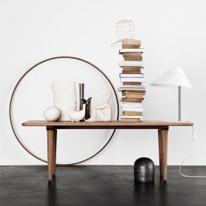 Mesa auxiliar CH011 de Carl Hansen and Son. Mesas elegantes y modernas.