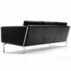 Sofá serie CH100 de Carl Hansen and Son con un diseño moderno y elegante ideal para hogares modernos.