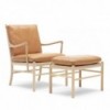 Reposapiés Colonial OW149F de Carl Hansen and Son. Reposapiés de diseño moderno.