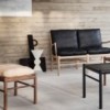 Reposapiés Colonial OW149F de Carl Hansen and Son. Reposapiés de diseño moderno.