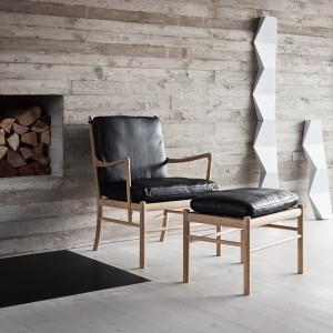Reposapiés Colonial OW149F de Carl Hansen and Son. Reposapiés de diseño moderno.