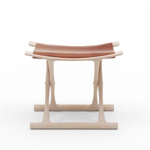 Reposapies Egipcio OW2000 en cuero de Carl Hansen and Son.