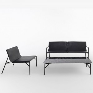 Mesa Tout Le Jour de Horm. Mesas fijas y auxiliares de diseño italiano.