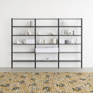 Librería moderna Armida 3 para salón Desalto. Diseño original y calidad italiana.