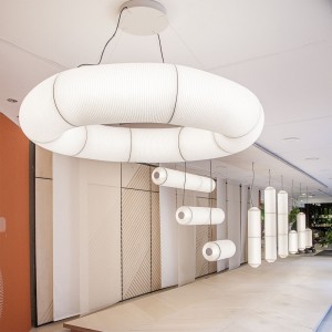 Lámpara suspensión Tekiò Circular de SantaCole. Lámparas de diseño moderno.