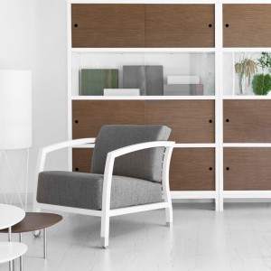 Butaca Malena para dormitorio de Stua. Butacas modernas tapizadas para salón.
