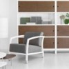 Butaca Malena para dormitorio de Stua. Butacas modernas tapizadas para salón.