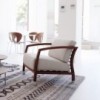 Butaca Malena para dormitorio de Stua. Butacas modernas tapizadas para salón.