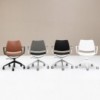 Sillón Gas Ruedas Tapizado de Stua. Excelente para espacios interiores-