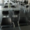 Sillón Gas Cromo Tapizado de Stua. Sillones de diseño moderno para salones u oficinas.