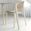 Silla Laclasica tapizada de Stua. Excelente silla para el hogar o espacios contract.