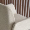 Sillón Hug HUG301 Punt Mobles. Sillas tapizadas de diseño contemporáneo.