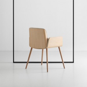 Sillón Hug HUG101 Punt. Sillones de diseño moderno. Silla para comedor.