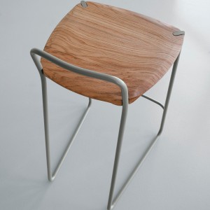 Taburete moderno Danske C3 para cocina de Extendo.