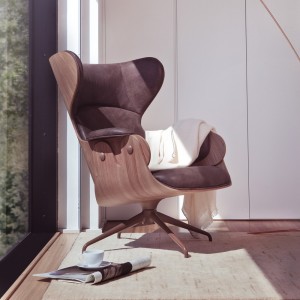 Sillón de lujo Lounger de madera para dormitorio de BD Barcelona.