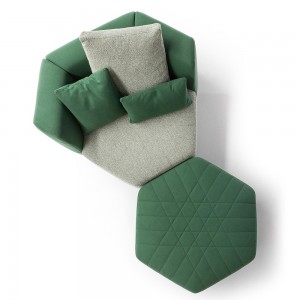Pouf Panorama de Bonaldo. Moderno diseño de amplio mueble acolchado.