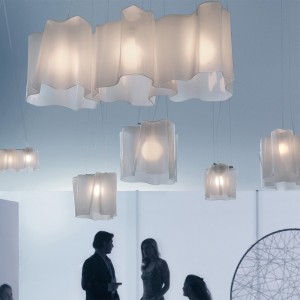 Lógico suspensión 3 in linea de Artemide. Tienda de lámparas modernas.