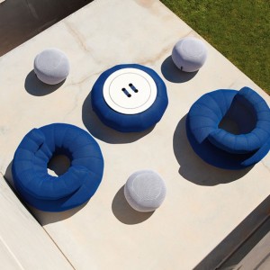 Mesa Don-Out  de Ogo. Muebles de exterior. Mesas auxiliar jardin y terrazas.